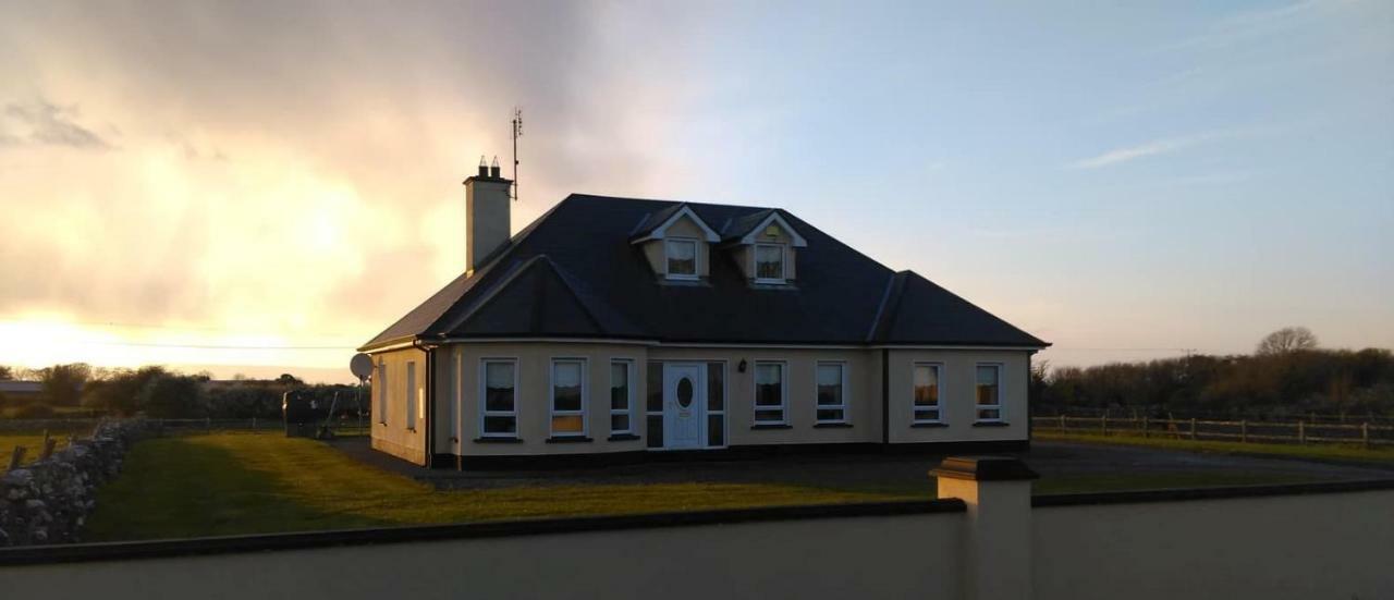 Warm And Welcoming Family Home Ballinrobe Ngoại thất bức ảnh